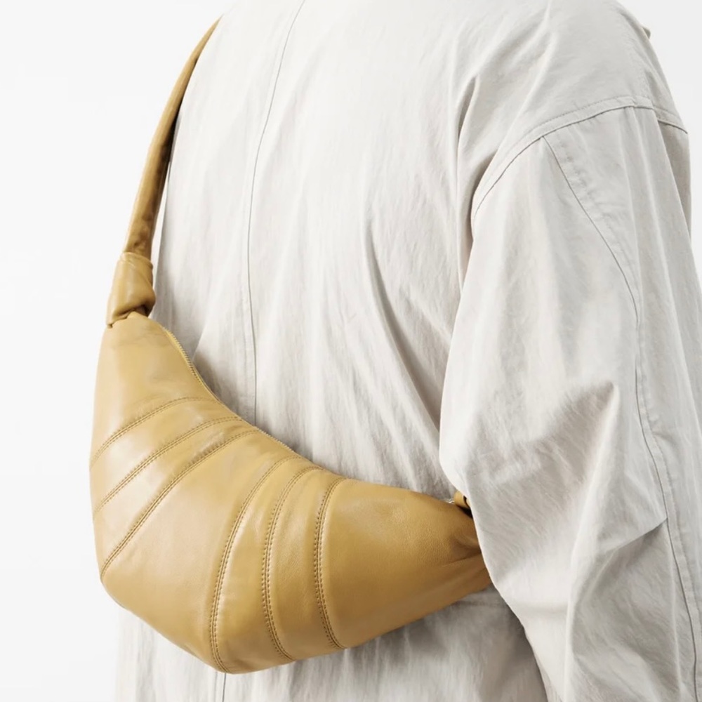 NWT Lemaire Croissant small leather shoulder bag